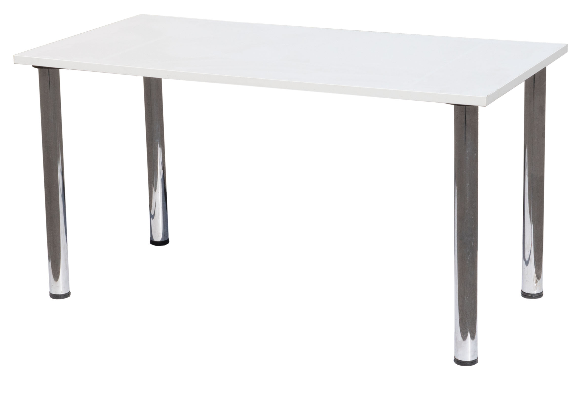 NEWPORT Tisch 140 cm x 70 cm  / Pallettenware / 25 Garnituren /  für 35 Meter Gesamt-Tischlänge 